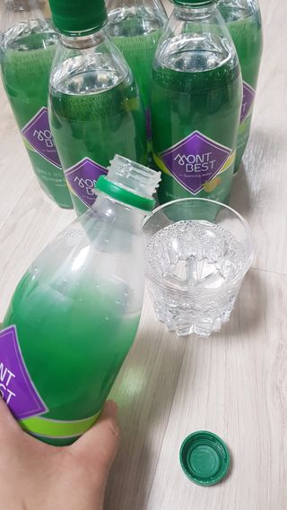 몽베스트 Montbest with Sparkling water Lemon OR Lime 20병(랜덤) — 5점을 준 리뷰어가 2021년 10월 올린 사용 사진