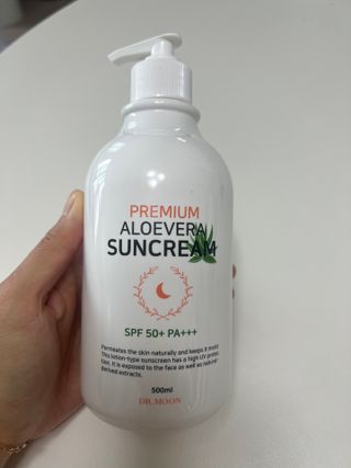 [닥터문] 프리미엄 알로에베라 선크림 500ml — 5점을 준 리뷰어가 2022년 6월 올린 사용 사진