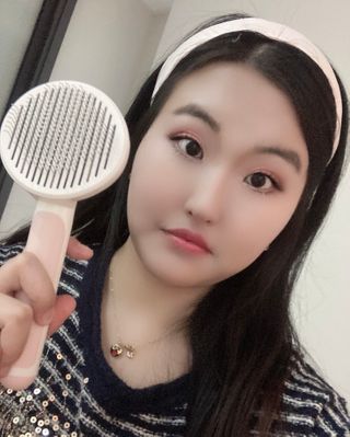 코코몰리 실키 데일리 원터치 브러쉬 — 5점을 준 리뷰어가 2021년 3월 올린 사용 사진