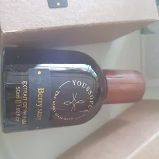 유쏘풀 익스프레 드 퍼퓸 50ml 4종  [세인트 모리츠] [베리섹시] [상탈 세콰이아] [엠포리아 코튼] 중 택 1 — 5점을 준 리뷰어가 2022년 3월 올린 사용 사진
