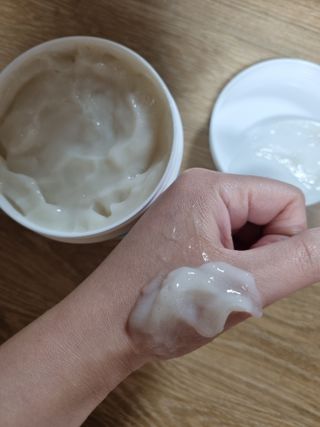 약손명가코스메틱 에오스보떼 뉴트리브 크림 마스크 솔트 500ml — 5점을 준 리뷰어가 2022년 1월 올린 사용 사진
