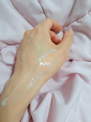 에스트라 아토베리어365 하이드로 수딩크림 — 5점을 준 리뷰어가 2022년 6월 올린 사용 사진