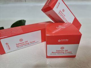 아이앤립 / EYENLIP 아이앤립 연어오일 리바이탈라이징 토너+앰플+크림 3종 세트 — 5점을 준 리뷰어가 2021년 5월 올린 사용 사진