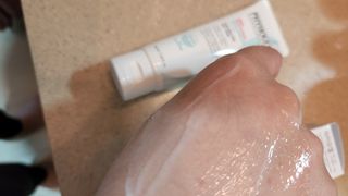 피지오겔 레드수딩 시카밸런스 크림 50ml — 5점을 준 리뷰어가 2022년 4월 올린 사용 사진