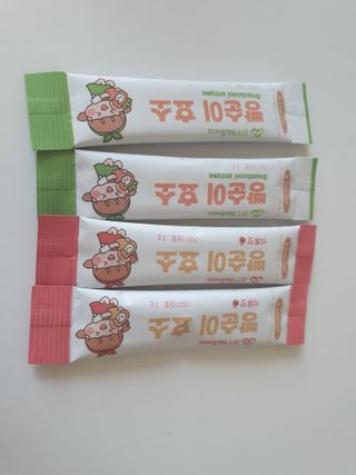 아이비웰니스 빵순이 효소 키위맛 7포 + 석류맛 7포 (총 14포, 2주분) — 4점을 준 리뷰어가 2022년 10월 올린 사용 사진