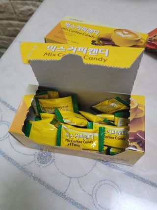 (주) 피치코리아 믹스커피캔디76g x2개입 — 5점을 준 리뷰어가 2022년 11월 올린 사용 사진
