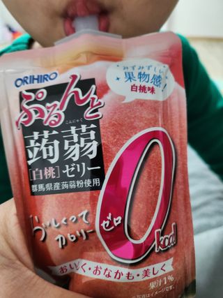ORIHIRO 오리히로 곤약젤리 제로칼로리 130g 4종 4팩(맛별로 1팩씩) — 5점을 준 리뷰어가 2023년 3월 올린 사용 사진