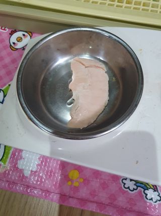 도그퓨어 푸드닭 강아지 닭고기 통살 애견간식 오리지널/차전자피/초록입홍합 — 5점을 준 리뷰어가 2021년 11월 올린 사용 사진