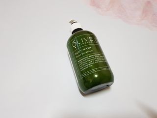 올리브 오일 스킨케어 컴퍼니 [OOSC] 향기로운 보습 로즈 제라늄 바디워시 500ml — 4점을 준 리뷰어가 2021년 4월 올린 사용 사진