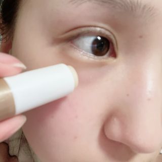 더사가오브수 [사가수] 효혜윤 보태니컬 에너지 에센스인로션 20ml /아이포올 스틱 3g — 5점을 준 리뷰어가 2023년 2월 올린 사용 사진
