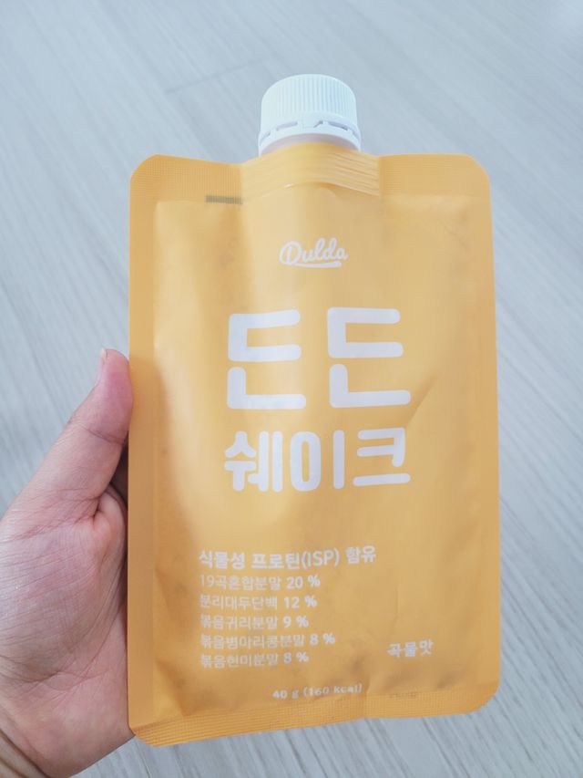 [덜다] 든든 식물성 단백질 쉐이크 40g X 7입 (곡물/딸기) 리뷰 사진