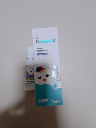 닥터데디스 안심불소 튼튼치약(청포도, 민트 중 택 1) 60g + 여행용 미니 치약 15g — 5점을 준 리뷰어가 2022년 7월 올린 사용 사진