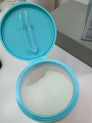 리더스코스메틱 리더스 카밍 바이오틱스 퀵 수딩 패드 — 5점을 준 리뷰어가 2022년 6월 올린 사용 사진