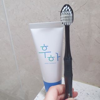 [심폐소생소] 무불소 임산부 천연 치약 — 5점을 준 리뷰어가 2021년 11월 올린 사용 사진