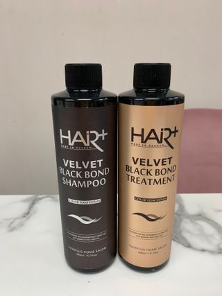 헤어플러스 블랙 컬러본드 샴푸 트리트먼트 300ml — 5점을 준 리뷰어가 2021년 4월 올린 사용 사진