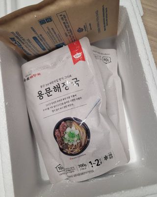 요리반상회 용문해장국 2팩 + 뚝배기 1개 — 5점을 준 리뷰어가 2021년 3월 올린 사용 사진