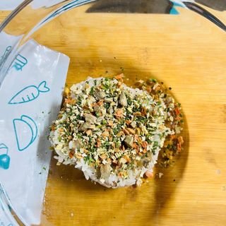 해풀잎 누구나 김밥*1ea [(혼합야채 35g *1ea,  김밥김 (5g, 5ea),  양념간장 (6g, 5ea), 참기름(5g, 2ea)] — 5점을 준 리뷰어가 2022년 8월 올린 사용 사진
