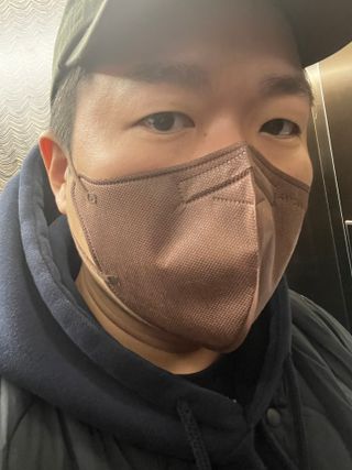 애니가드 셋업마스크 4컬러 각 10매입 [크리미베이지, 캐시미어로즈, 초콜렛브라운, 미드나잇네이비] — 4.5점을 준 리뷰어가 2022년 2월 올린 사용 사진
