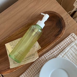 스킨큐어 산다화 순한 클렌징 동백 오일 200ml — 4.5점을 준 리뷰어가 2023년 3월 올린 사용 사진