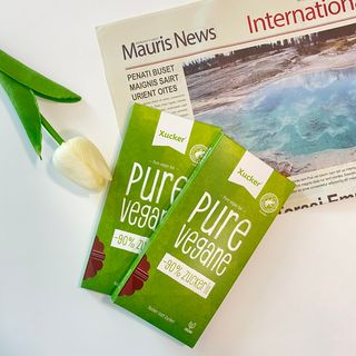당류2g 자일리톨로 단맛을낸 슈카 퓨어비건 무설탕초콜릿 Xucker vegan 2개입 — 5점을 준 리뷰어가 2021년 4월 올린 사용 사진