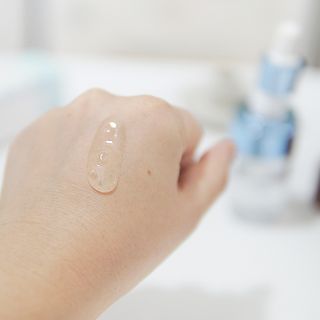 나우 [리브엠] 화해 1등 수분앰플 , 엑소코어 워터풀 텐션 앰플 — 4점을 준 리뷰어가 2023년 7월 올린 사용 사진