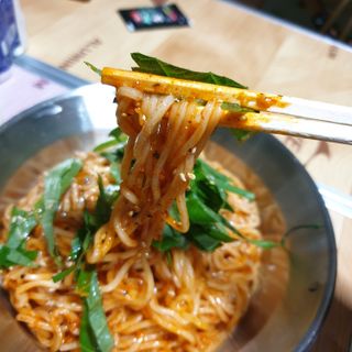 [한면원] 비빔국수 2인분 — 3점을 준 리뷰어가 2022년 8월 올린 사용 사진