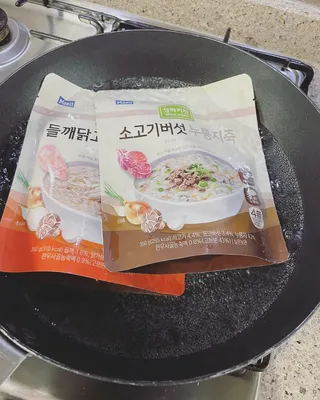 상하키친 소고기버섯 누룽지죽 / 들깨닭고기 누룽지죽 — 5점을 준 리뷰어가 2021년 10월 올린 사용 사진