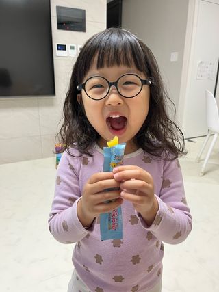 다나음 셀렌에 빠진 아연면역젤리 열대과일맛+사과맛 — 5점을 준 리뷰어가 2023년 4월 올린 사용 사진