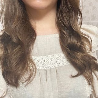 썸헤어 / SUMHAIR 썸헤어 실키 테라피 헤어 에센스 — 5점을 준 리뷰어가 2021년 5월 올린 사용 사진