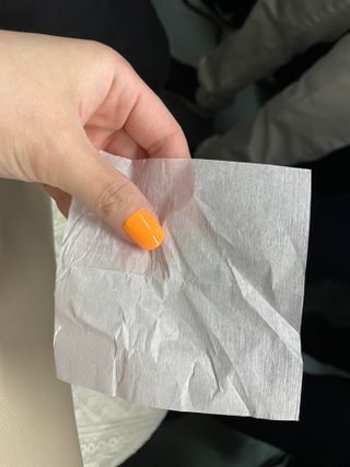 [갸스비] 메이크업은 그대로, 피지만 쏙 - BB킵 오일컨트롤 파우더 페이퍼 — 5점을 준 리뷰어가 2021년 5월 올린 사용 사진