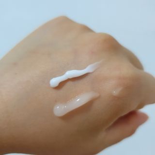 더마포레스트 마데카소사이드 리페어 크림,  모이스처라이징 아쿠아크림 — 5점을 준 리뷰어가 2021년 8월 올린 사용 사진