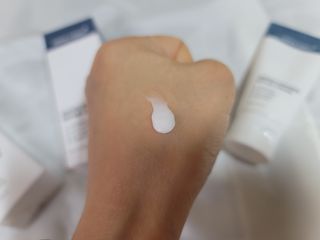 더마포레스트 마데카소사이드 리페어 크림,  모이스처라이징 아쿠아크림 — 5점을 준 리뷰어가 2021년 8월 올린 사용 사진