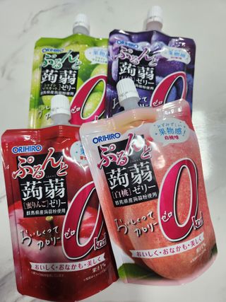 ORIHIRO 오리히로 곤약젤리 제로칼로리 130g 4종 4팩(맛별로 1팩씩) — 5점을 준 리뷰어가 2023년 3월 올린 사용 사진