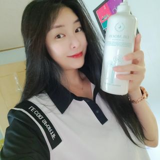 [닥터문] 센텔라 시카케어 화이트머스크 바디워시 1000ml — 5점을 준 리뷰어가 2023년 6월 올린 사용 사진