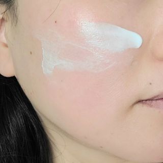 [닥터문] 프리미엄 알로에베라 선크림 500ml — 4점을 준 리뷰어가 2022년 6월 올린 사용 사진