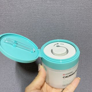 리더스코스메틱 리더스 카밍 바이오틱스 퀵 수딩 패드 — 3.5점을 준 리뷰어가 2022년 6월 올린 사용 사진