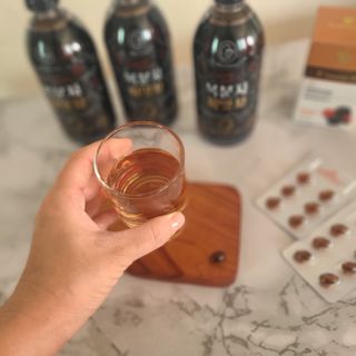 루버스 🎬REELS🎬k-berry seed oil 100 — 5점을 준 리뷰어가 2022년 9월 올린 사용 사진