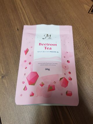 마시다 매혹적인 붉은 빛이 입안 가득히, 비트루트차 — 5점을 준 리뷰어가 2021년 3월 올린 사용 사진