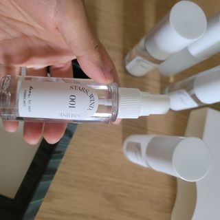 디어포레스트 [5개세트] 숲속의 하루 패브릭미스트 (섬유향수/ 룸스프레이) 50ml 5개 — 5점을 준 리뷰어가 2022년 9월 올린 사용 사진