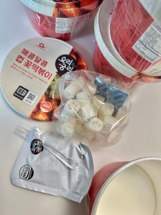 나우  [요리궁리] 매콤달콤 꽃떡볶이 6개입 세트 — 5점을 준 리뷰어가 2025년 1월 올린 사용 사진