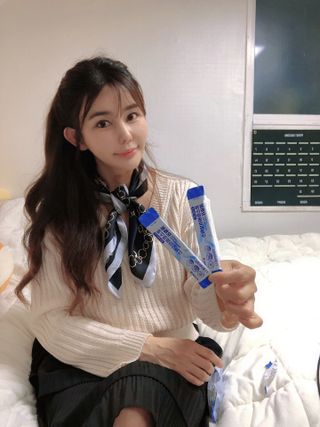 서울약사신협_포스트바이오틱스패밀리_5g x 100포 — 5점을 준 리뷰어가 2021년 5월 올린 사용 사진