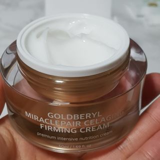 피부미 골드베릴 미라클페어 세레이징 퍼밍 크림 50ml — 5점을 준 리뷰어가 2021년 9월 올린 사용 사진