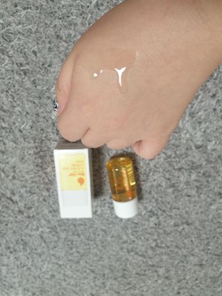 바이오오일 [바이오-오일] 스킨케어 오일 내추럴 60ml — 5점을 준 리뷰어가 2021년 10월 올린 사용 사진