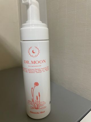 MF프리 [닥터문] 유산균 락토케어 질경초 여성청결제 200ml (폼타입) — 5점을 준 리뷰어가 2022년 7월 올린 사용 사진
