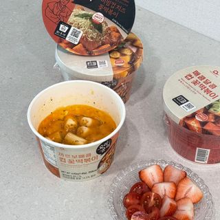 프리 [요리궁리] 타입 B (매콤,치즈,매콤까르보) 꽃떡볶이 6개입 세트 — 4점을 준 리뷰어가 2025년 2월 올린 사용 사진