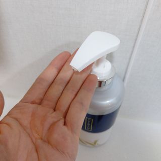 비어멕 독일맥주효모 천연탈모샴푸 — 5점을 준 리뷰어가 2021년 1월 올린 사용 사진