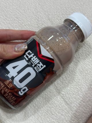 닥터유 프로 단백질 드링크 40g 초코 닥터유 프로 단백질드링크 40g 초코 — 5점을 준 리뷰어가 2024년 9월 올린 사용 사진