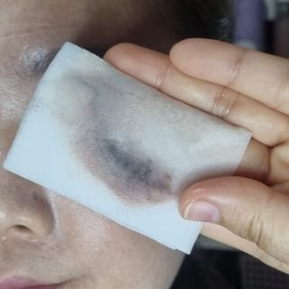 [후르디아] 눈시림없는 올영 립앤아이 리무버 — 5점을 준 리뷰어가 2024년 4월 올린 사용 사진