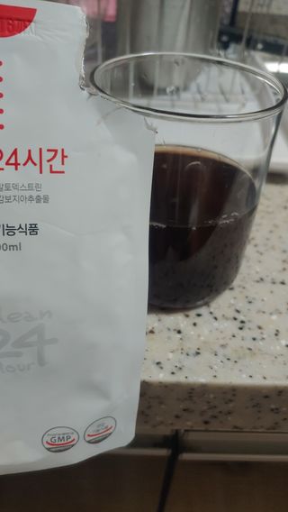 클린24시간 1BOX(5포) + 전용보틀(500ml) — 5점을 준 리뷰어가 2022년 12월 올린 사용 사진