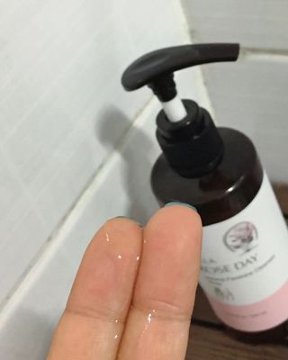 라라로즈데이 시즌2 여성청결제 200ml 아로마 페미민 클렌저, 독일더마인증 — 5점을 준 리뷰어가 2021년 8월 올린 사용 사진